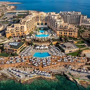 Hotell Corinthia St George's Bay